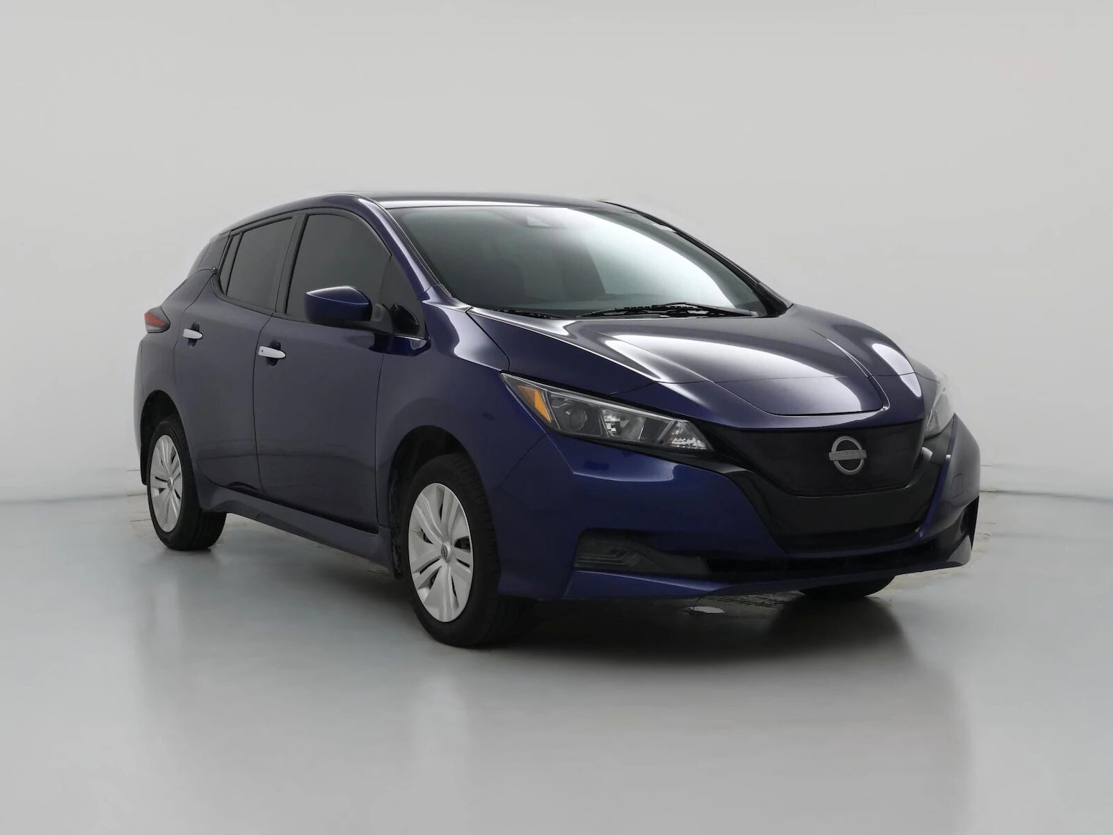 2023 NISSAN Leaf