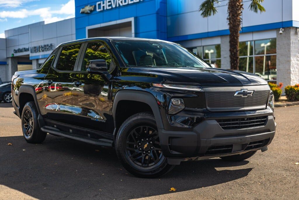 2024 CHEVROLET Silverado EV