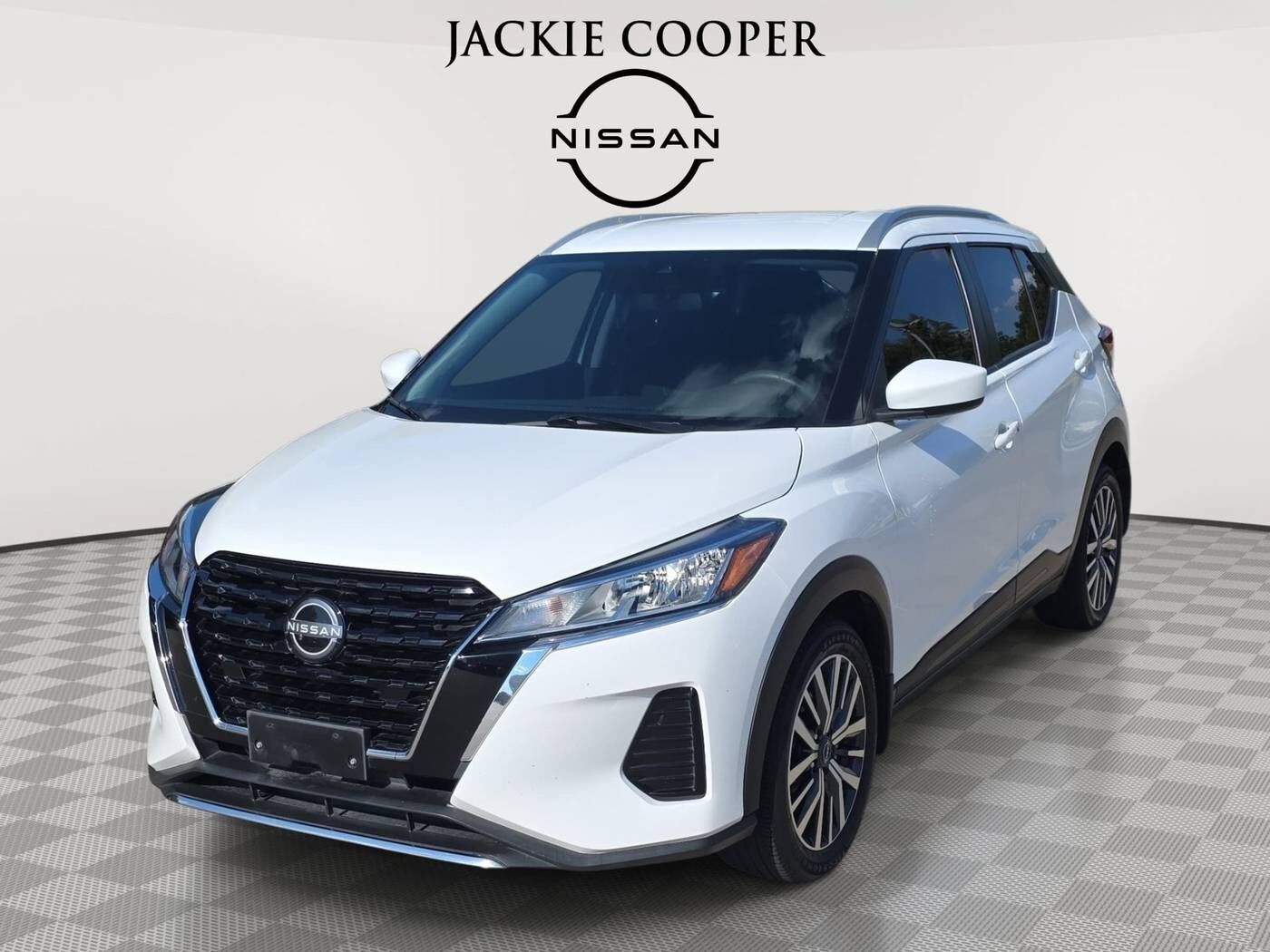 2023 NISSAN Kicks