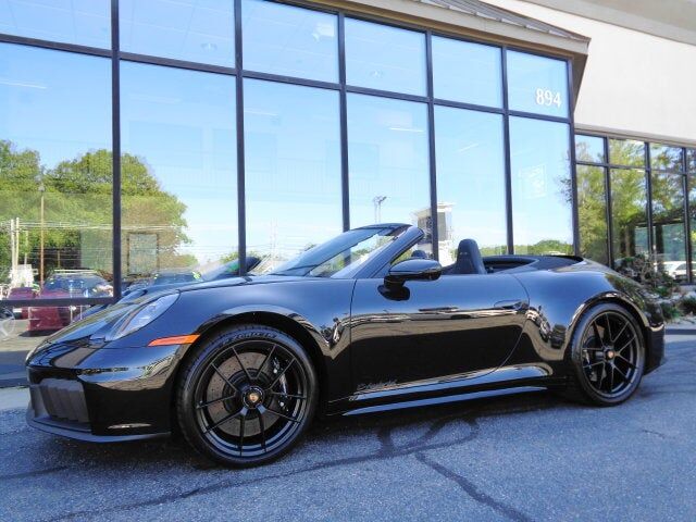 2026 PORSCHE 911