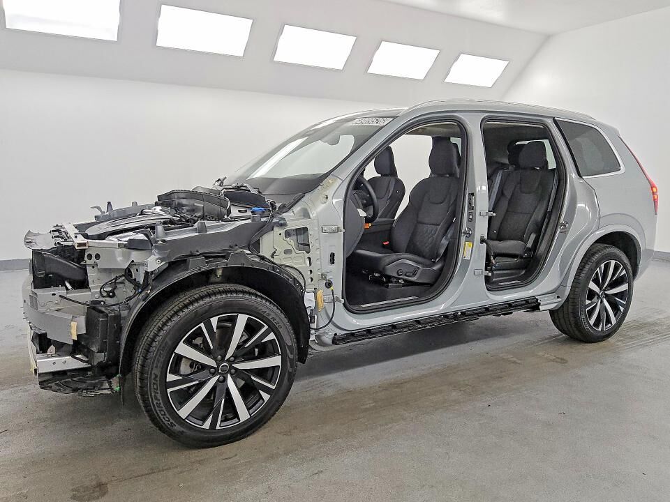 2026 VOLVO XC90