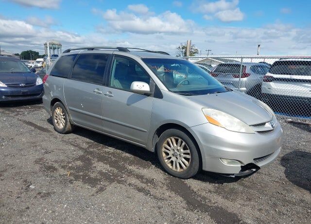 2007 TOYOTA Sienna