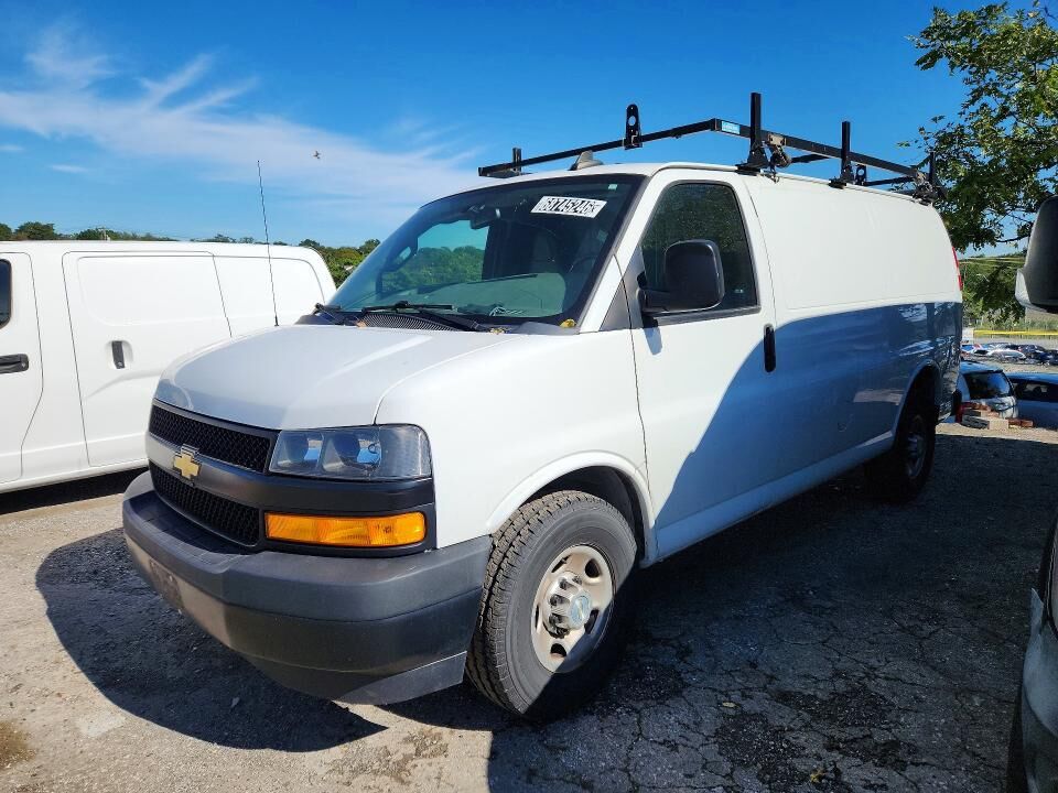 2020 CHEVROLET Express