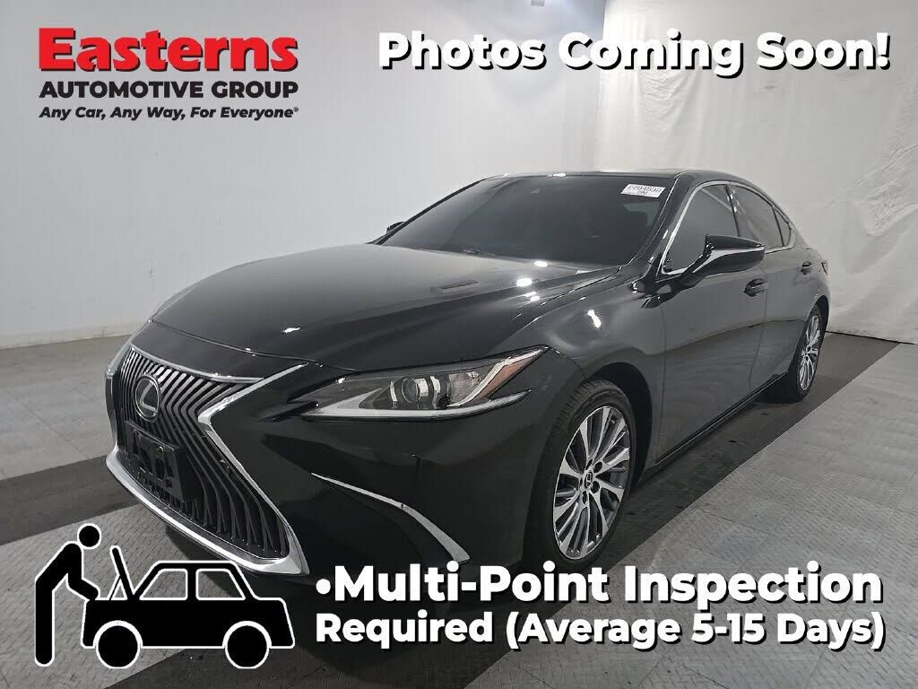 2019 LEXUS ES