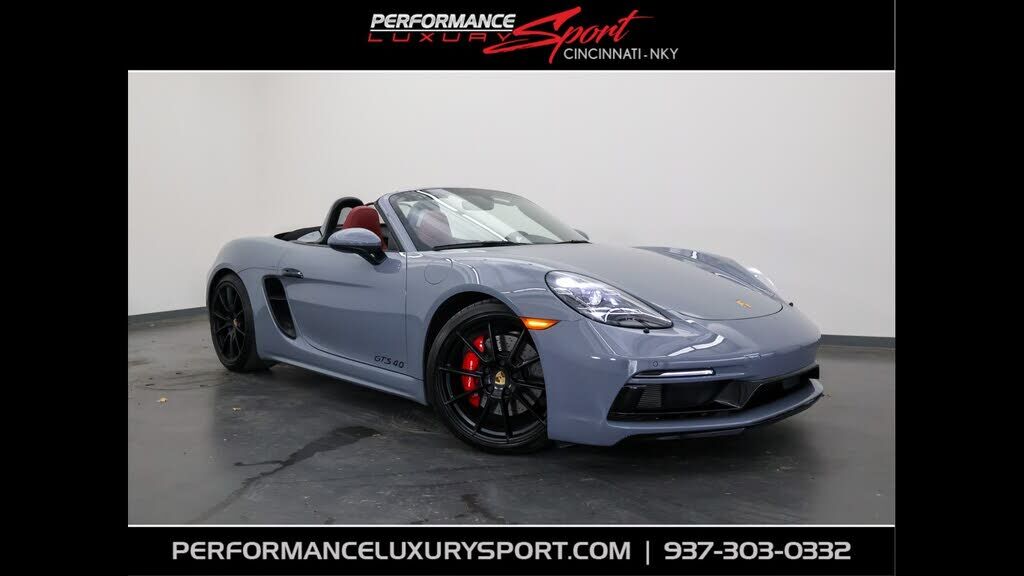 2024 PORSCHE 718
