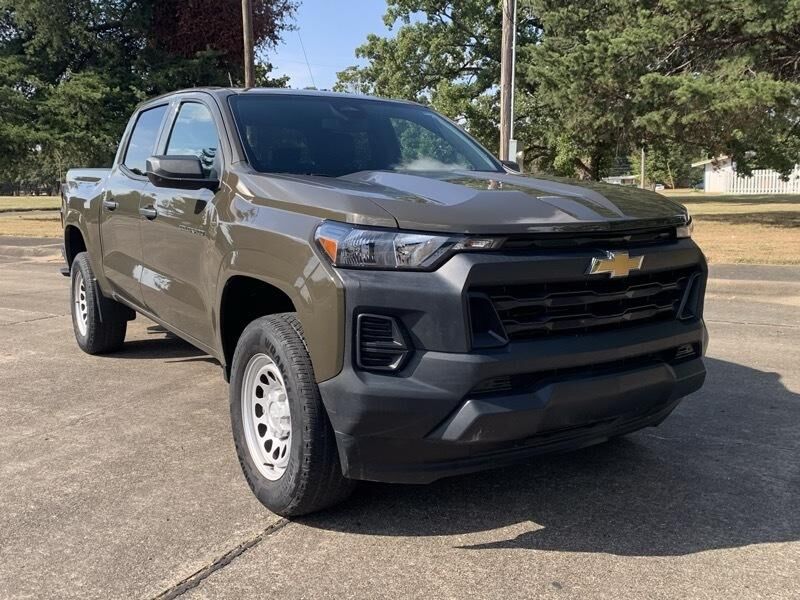 2024 CHEVROLET Colorado