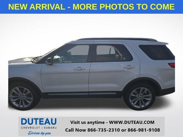 2018 FORD Explorer