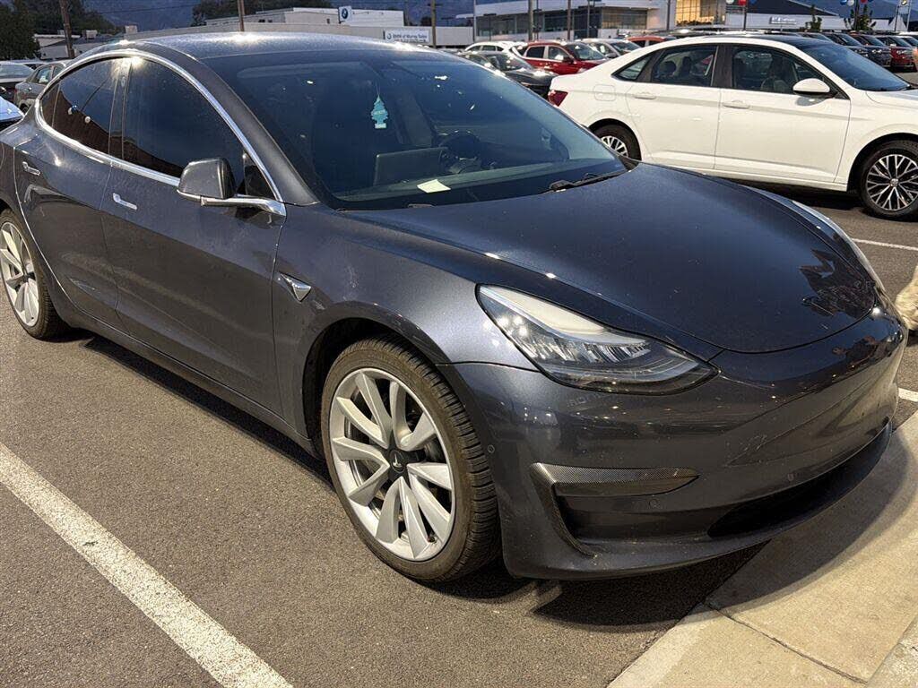 2019 TESLA Model 3