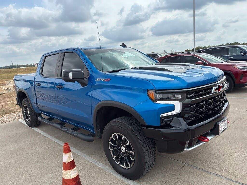 2023 CHEVROLET Silverado