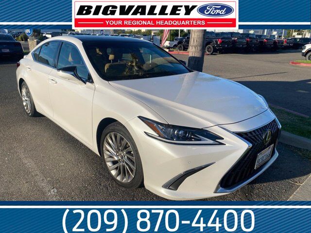 2022 LEXUS ES