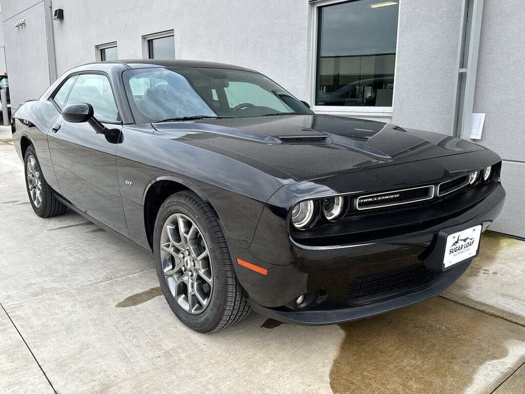 2017 DODGE Challenger