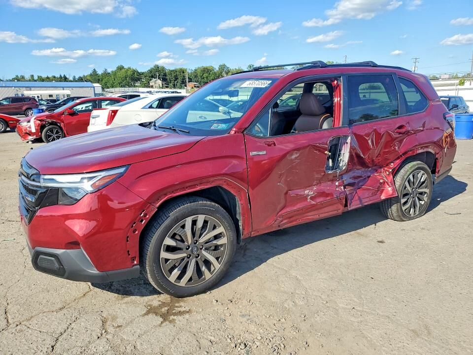 2025 SUBARU Forester