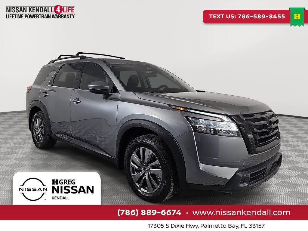 2022 NISSAN Pathfinder