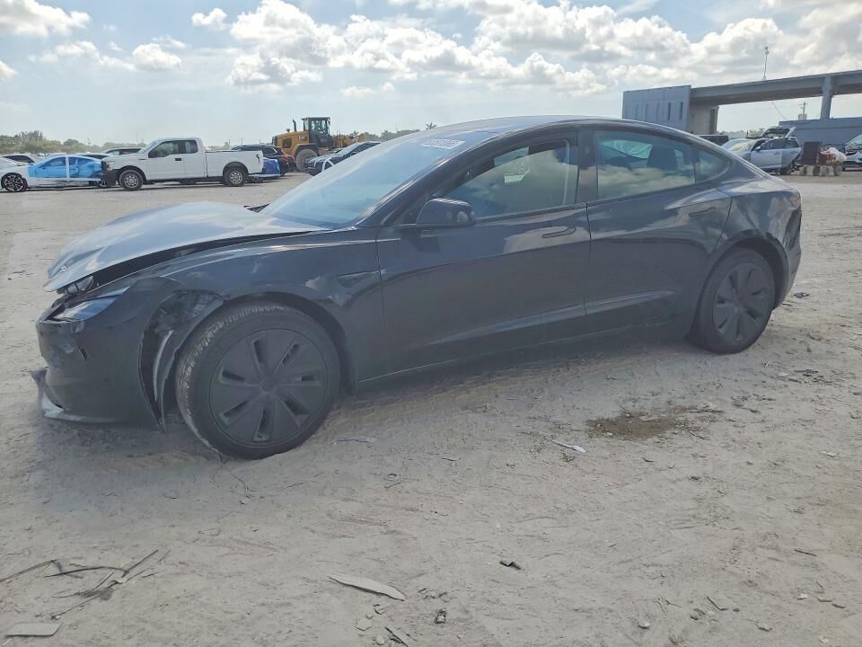 2025 TESLA Model 3