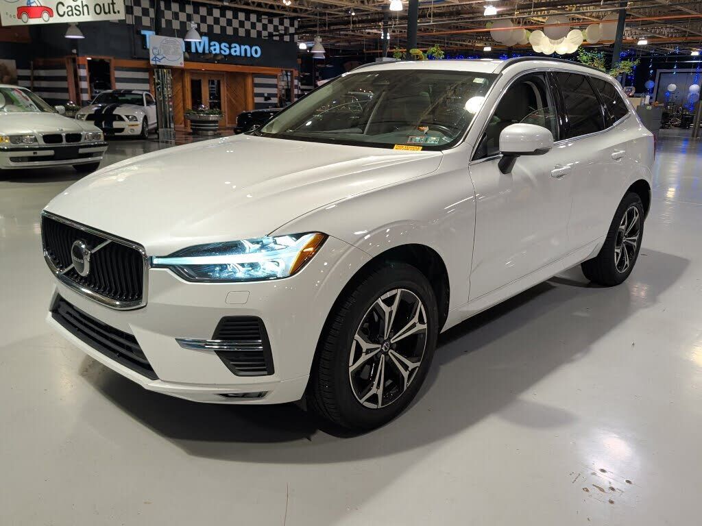 2022 VOLVO XC60