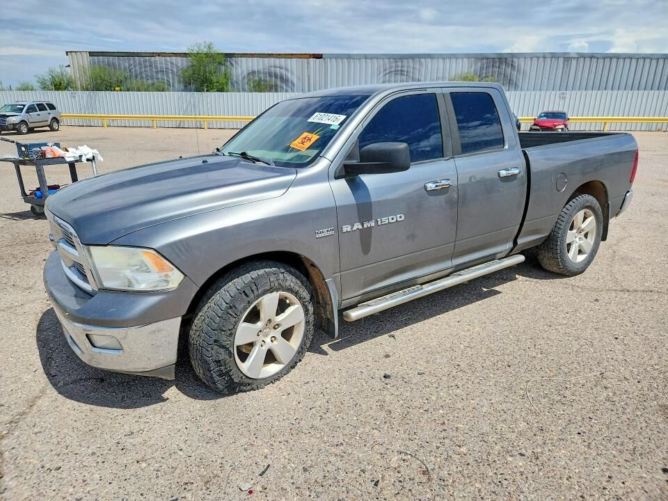 2011 DODGE Ram