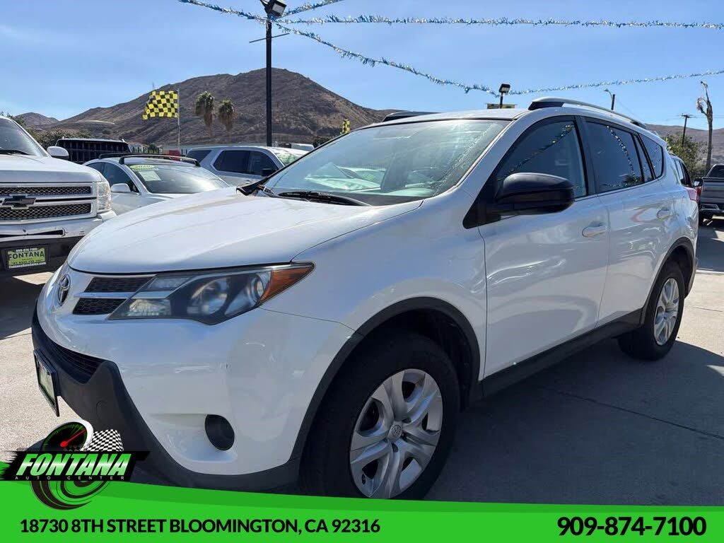 2015 TOYOTA RAV4
