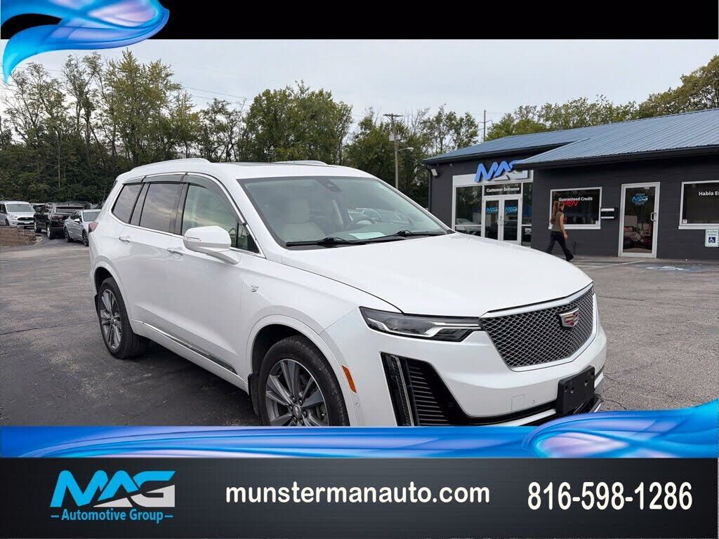 2020 CADILLAC XT6