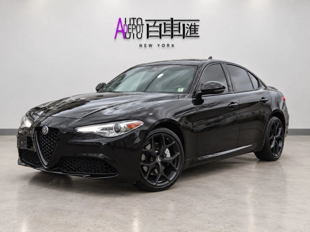 2021 ALFA ROMEO Giulia