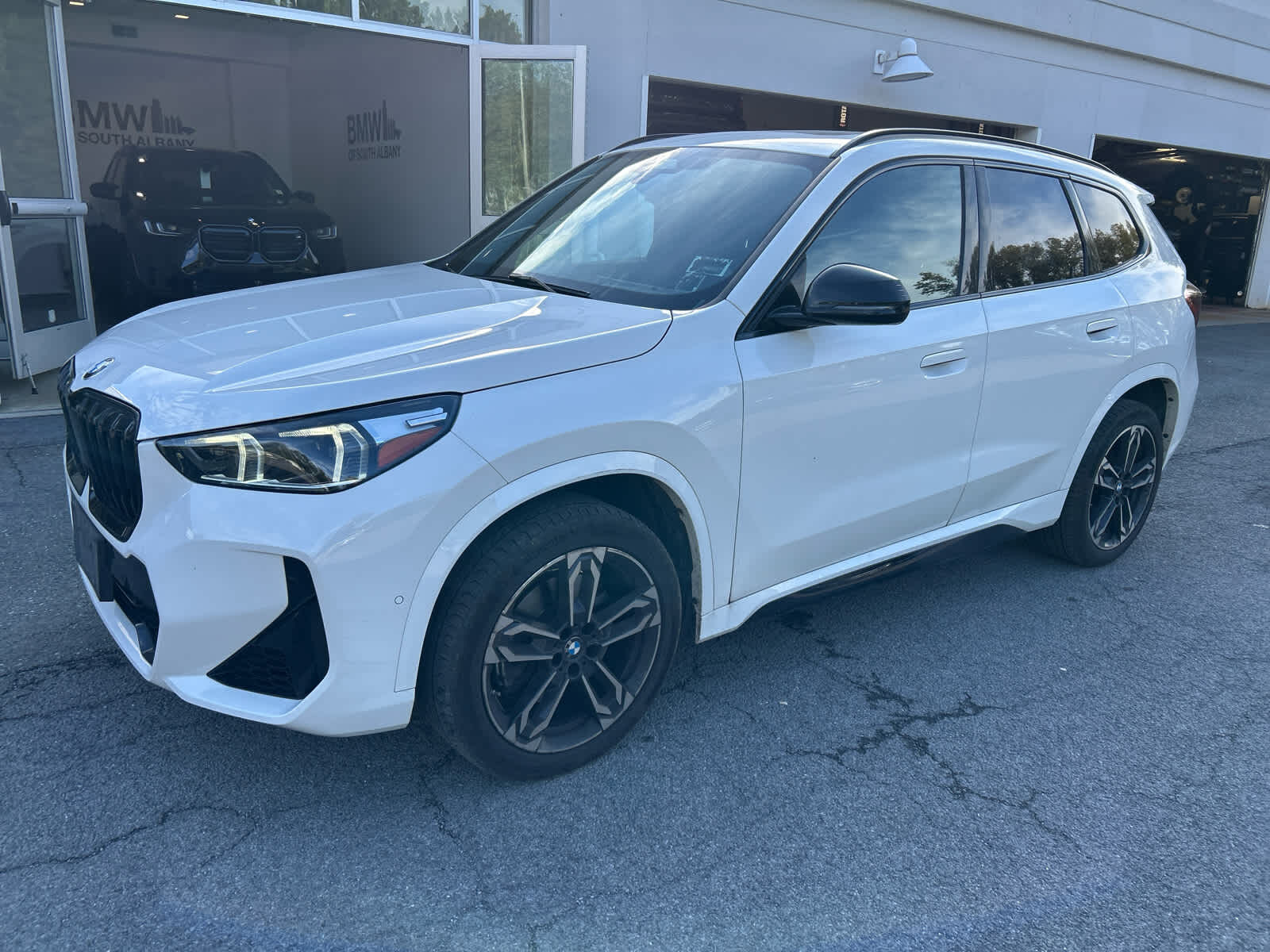 2023 BMW X1
