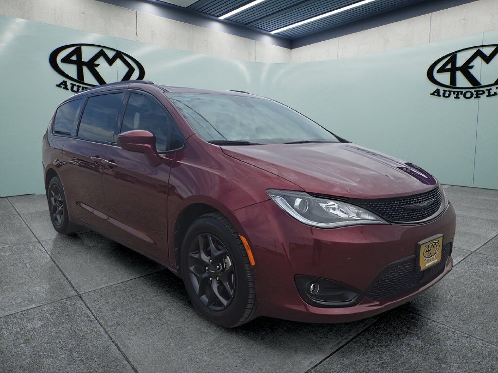 2020 CHRYSLER Pacifica