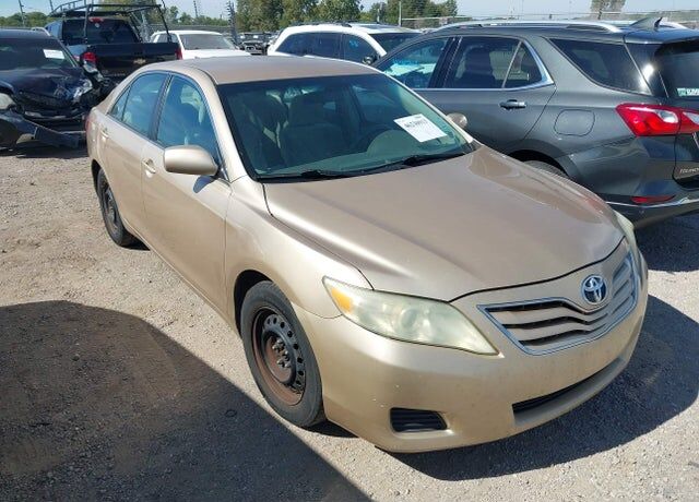 2010 TOYOTA Camry
