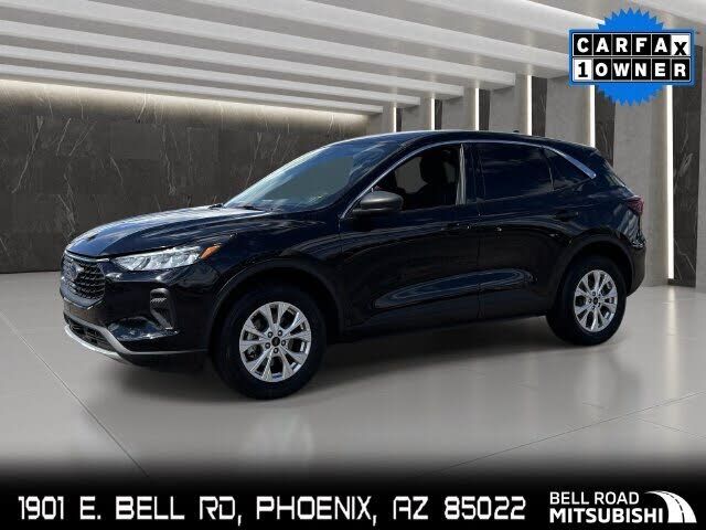 2024 FORD Escape