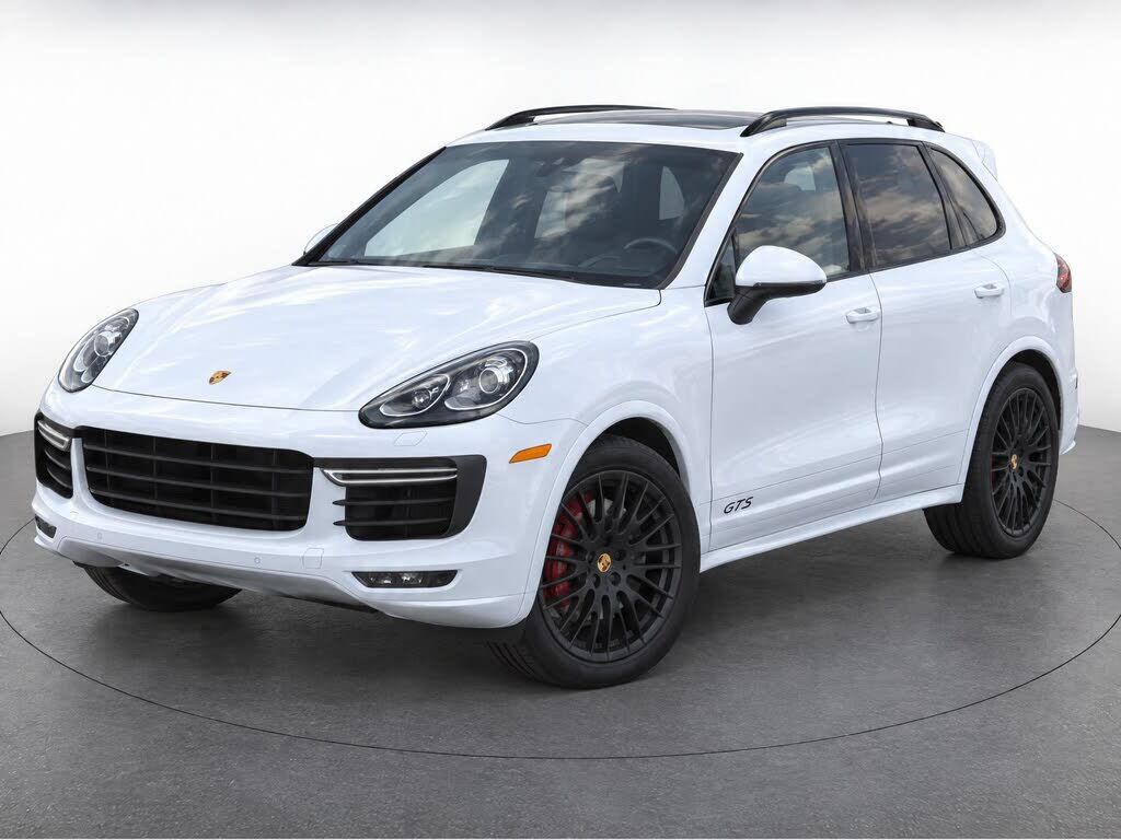 2017 PORSCHE Cayenne