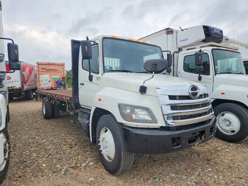 2015 HINO Conventional Type Truck