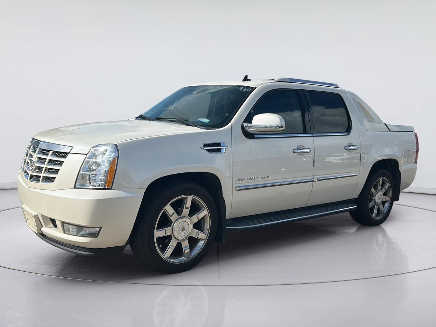 2011 CADILLAC Escalade