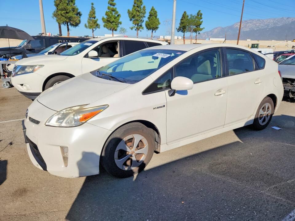 2015 TOYOTA PRIUS