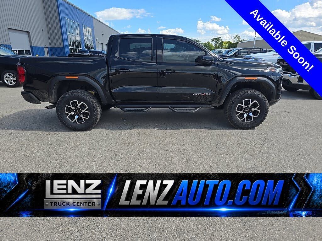 2025 GMC Canyon