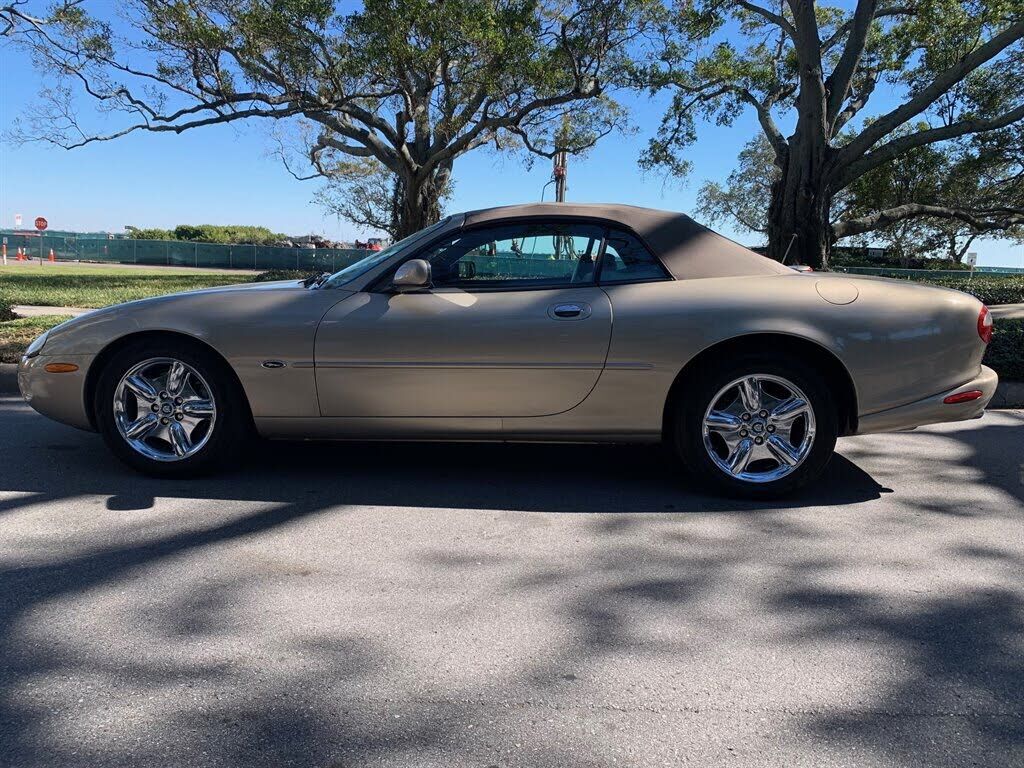 1999 JAGUAR XK8