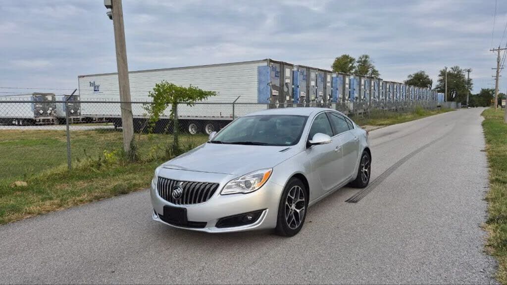 2017 BUICK Regal