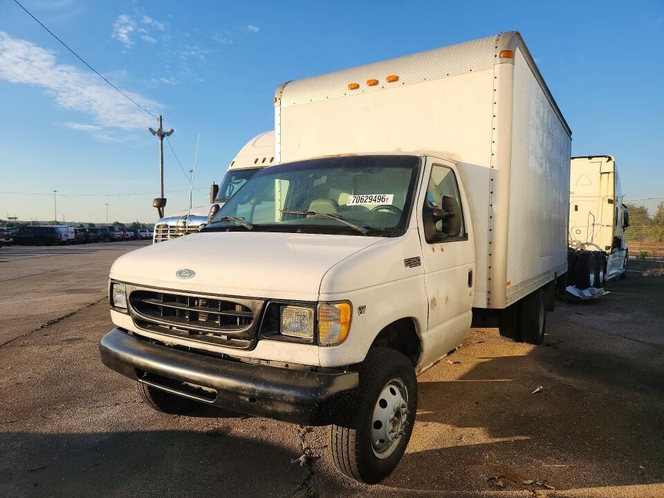 2001 FORD E-350