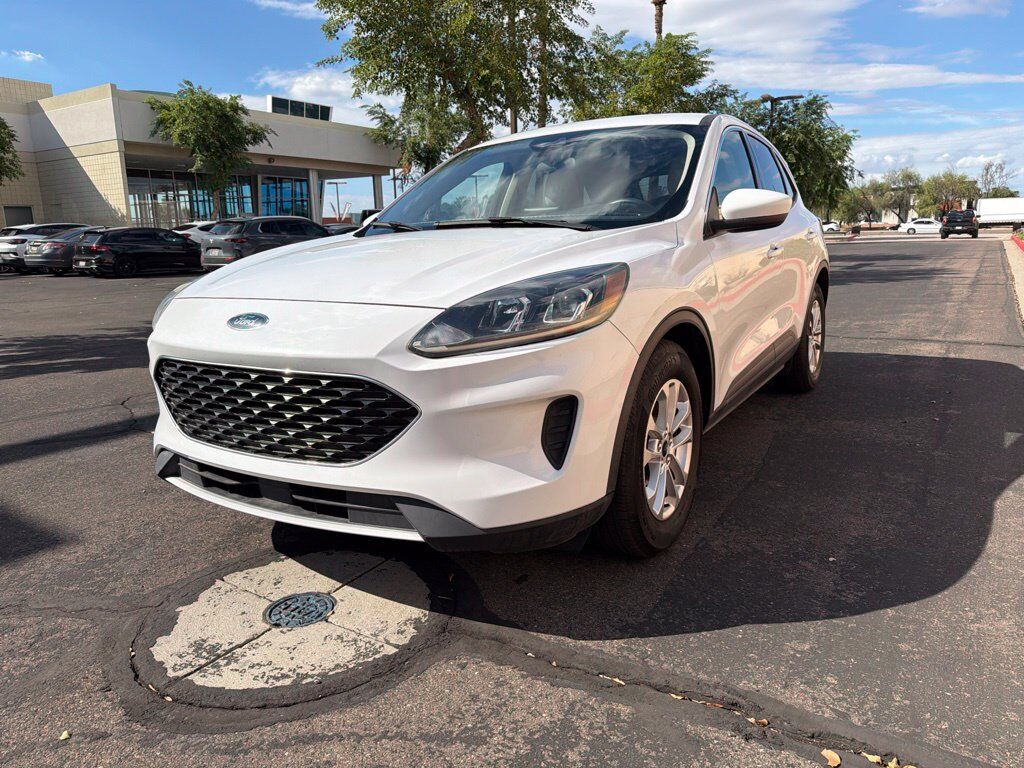 2020 FORD Escape