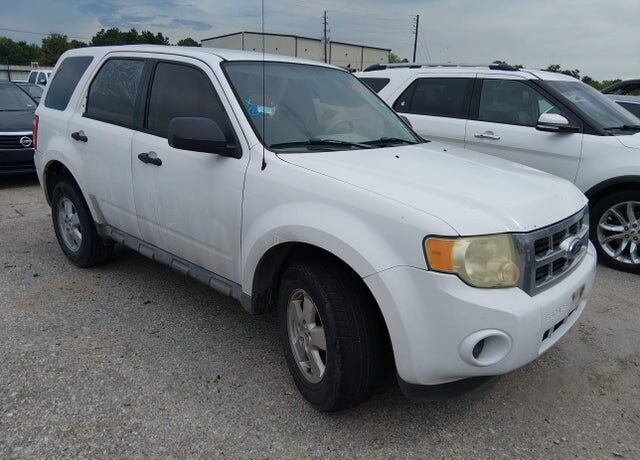 2009 FORD Escape