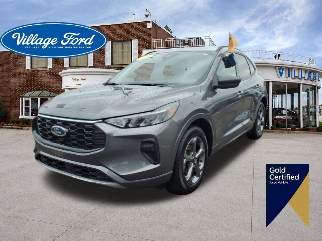 2024 FORD Escape