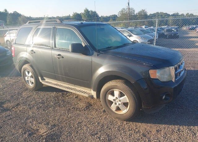 2009 FORD Escape