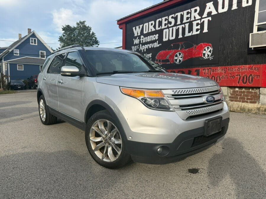 2011 FORD Explorer