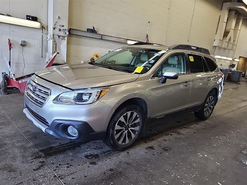 2016 SUBARU Outback