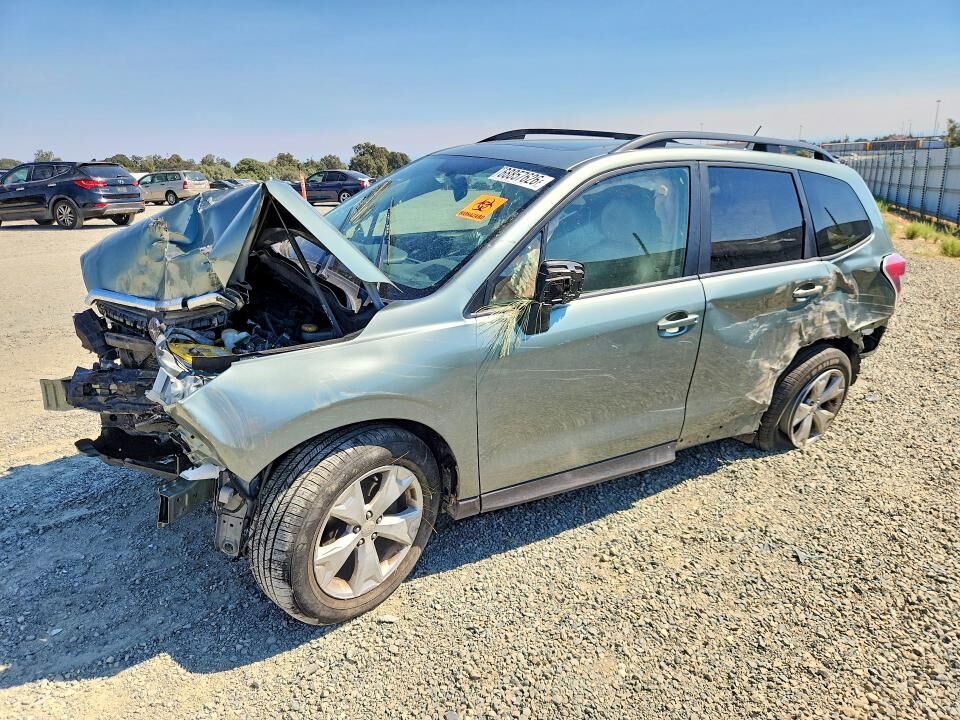 2015 SUBARU Forester
