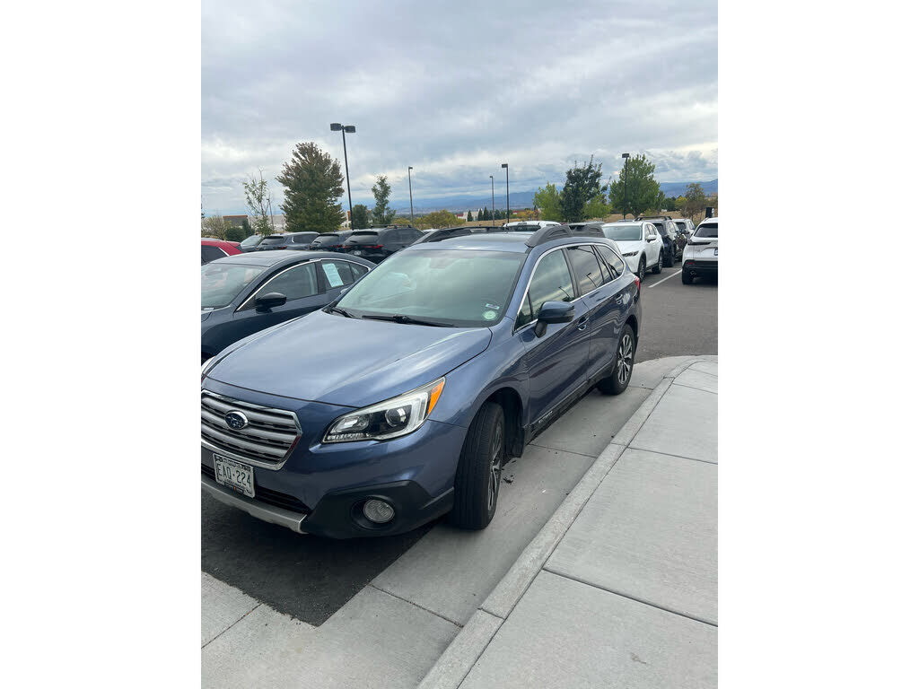 2017 SUBARU Outback