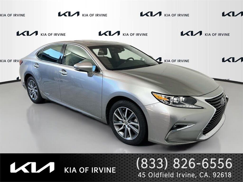 2016 LEXUS ES