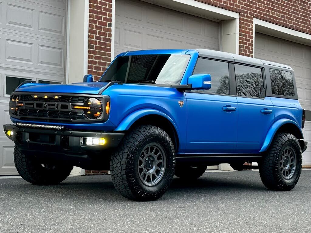 2023 FORD Bronco
