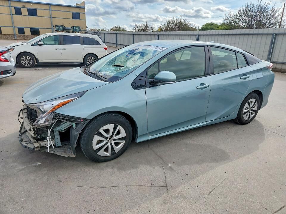 2018 TOYOTA PRIUS