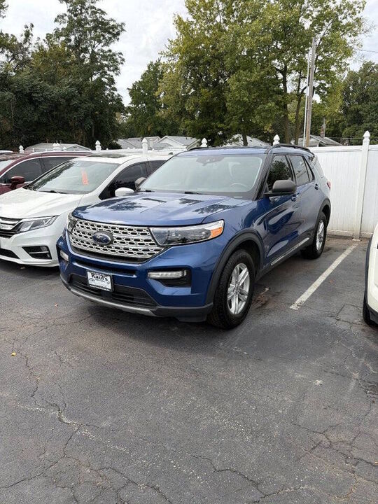 2021 FORD Explorer