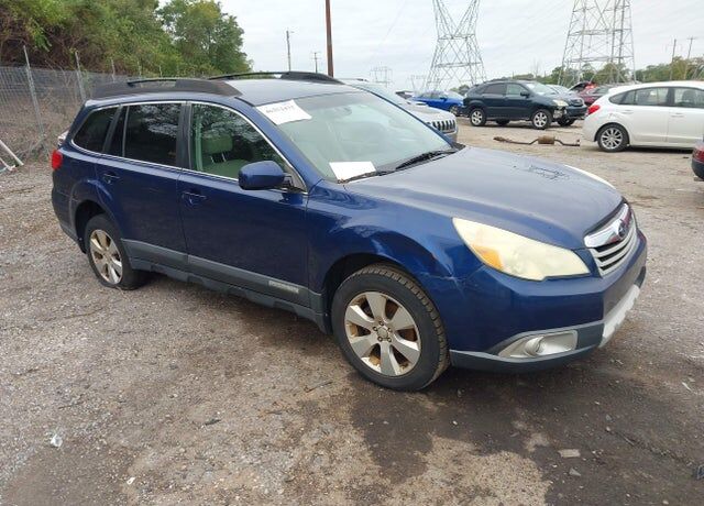 2010 SUBARU Outback