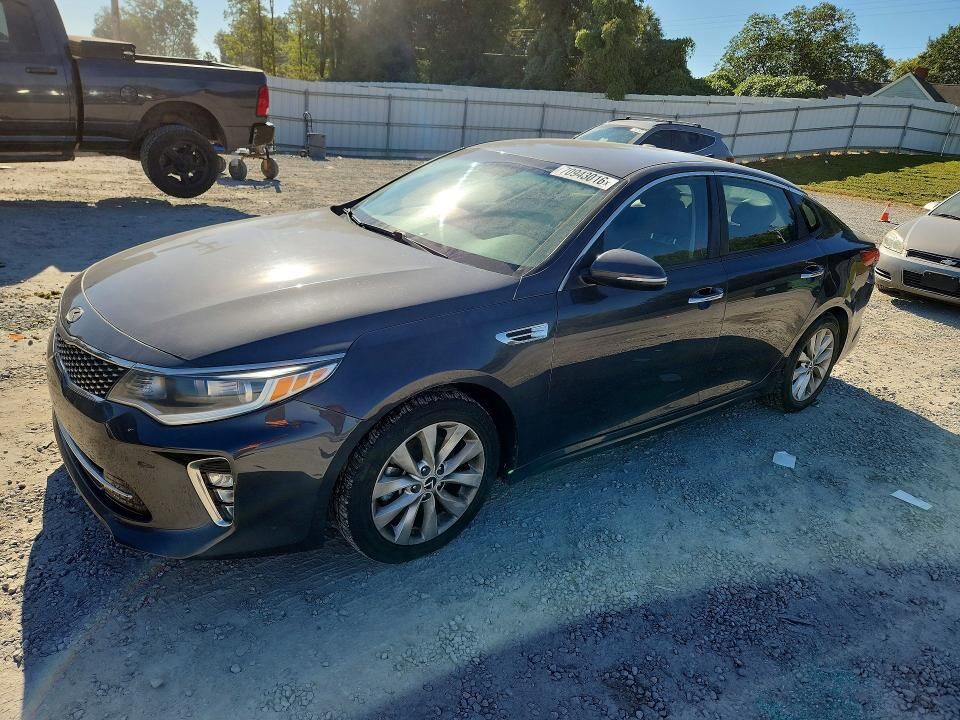 2018 KIA Optima