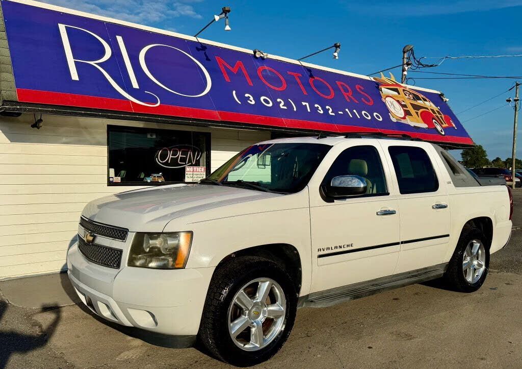 2011 CHEVROLET Avalanche